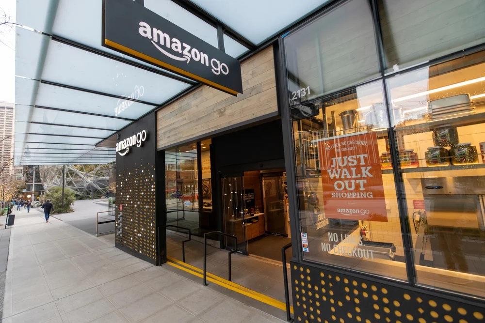 private label model vs. amazon